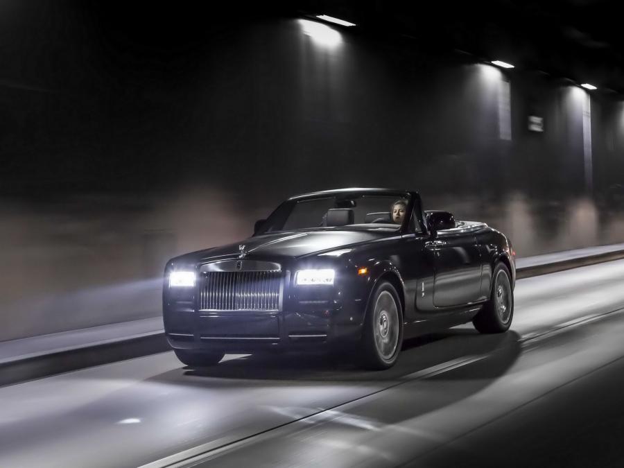  Rolls-Royce Phantom Drophead Coupe Nighthawk 2015 года  (фото 6 из 12)
